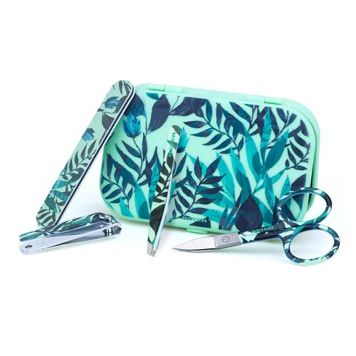 Набор Beter (Бетер) маникюрный для путешествий зеленый в Украине - фото №1 Набор Beter (Бетер) маникюрный для путешествий зеленый в Украине