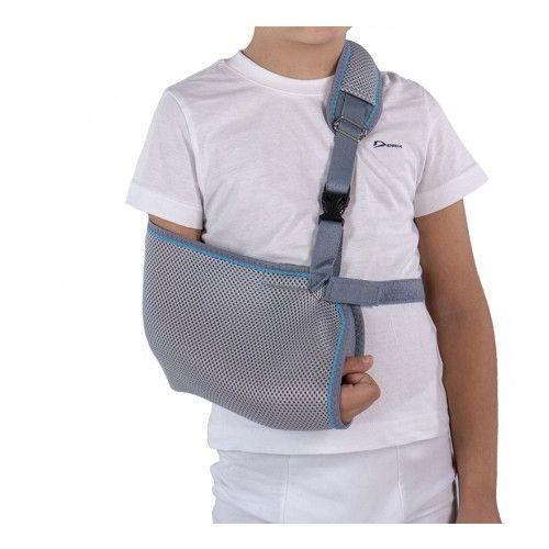 Бандаж для руки Алком дитячий підтримуючий, косинка пов'язка, сірий, р.1 (3004K) замовити - фото №1 Бандаж для руки Алком дитячий підтримуючий, косинка пов'язка, сірий, р.1 (3004K) замовити
